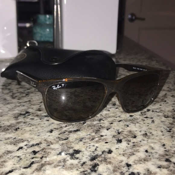 Polarized Ray Bans! - Picture 4 of 4